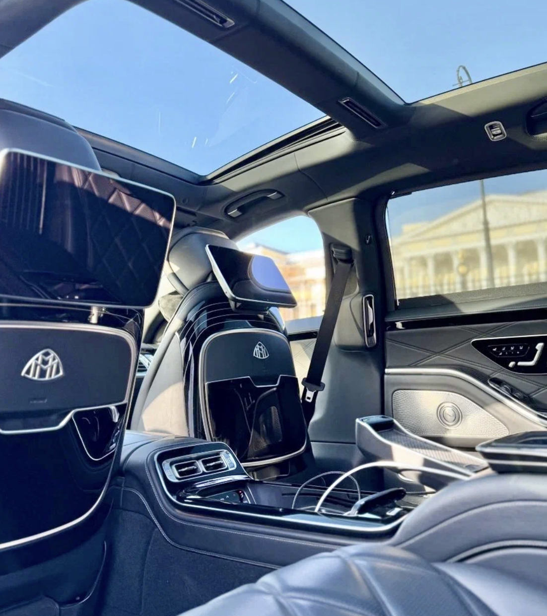 Mercedes-Maybach (W223) photo
