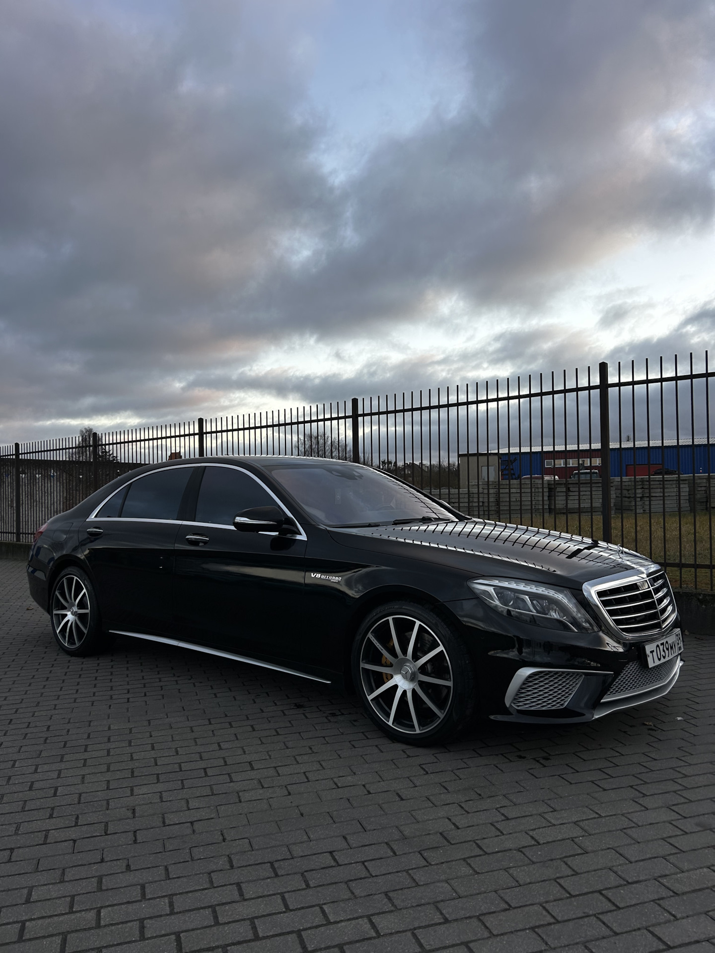 Mercedes-Benz S-Class (W222)