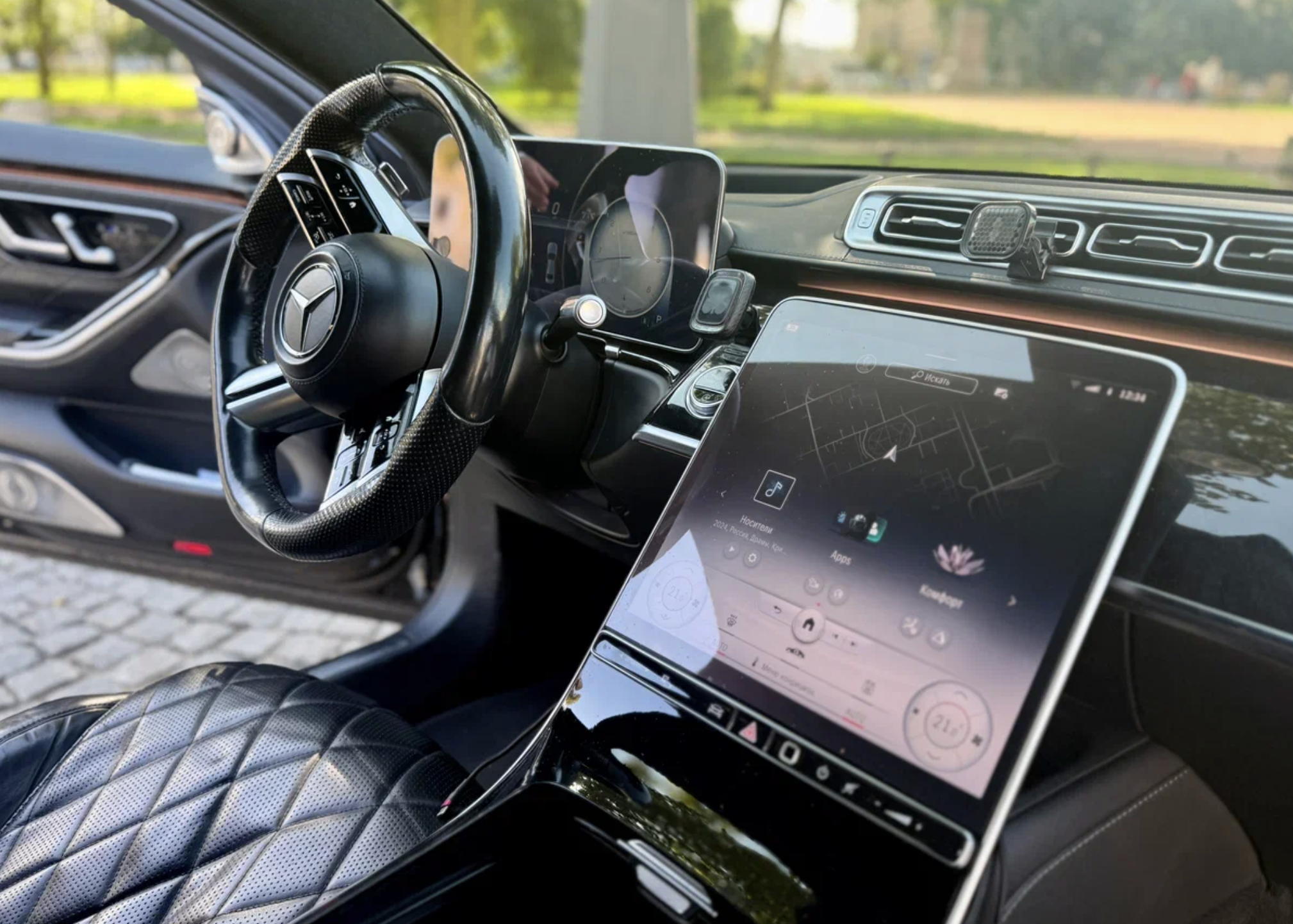 Mercedes-Benz S-Class (W223) photo