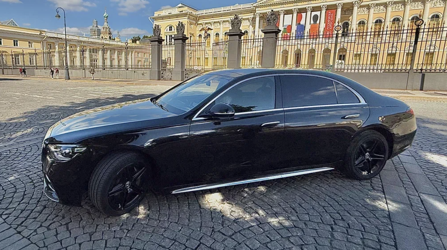 Mercedes-Benz S-Class (W223) photo